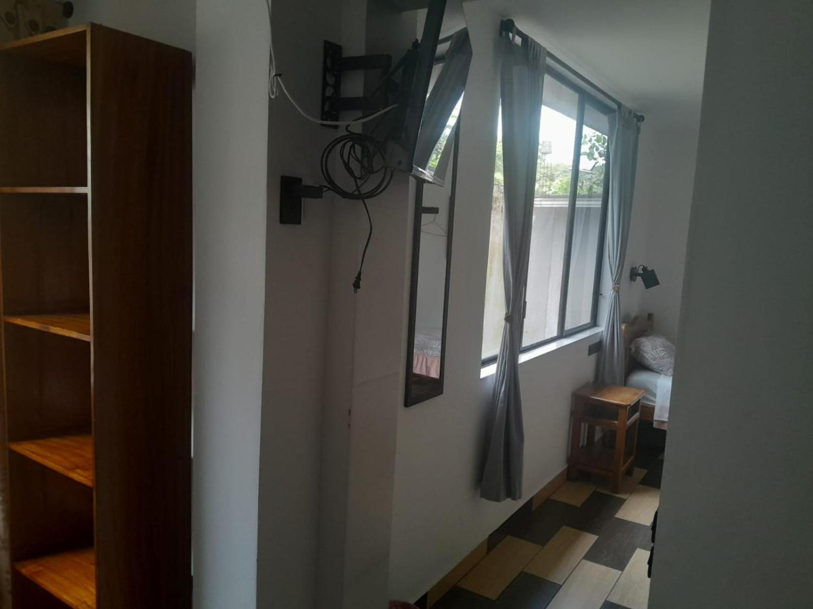 Hostal Limoncocha Tena Exteriör bild